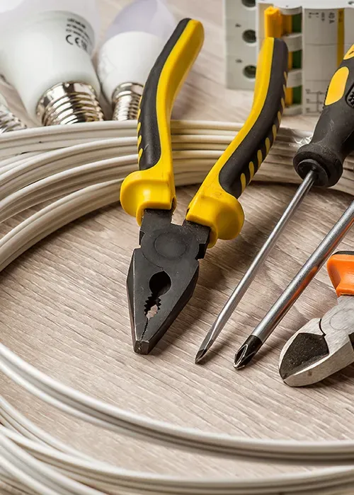 Dépannage-électrique-en-Charente-Maritime